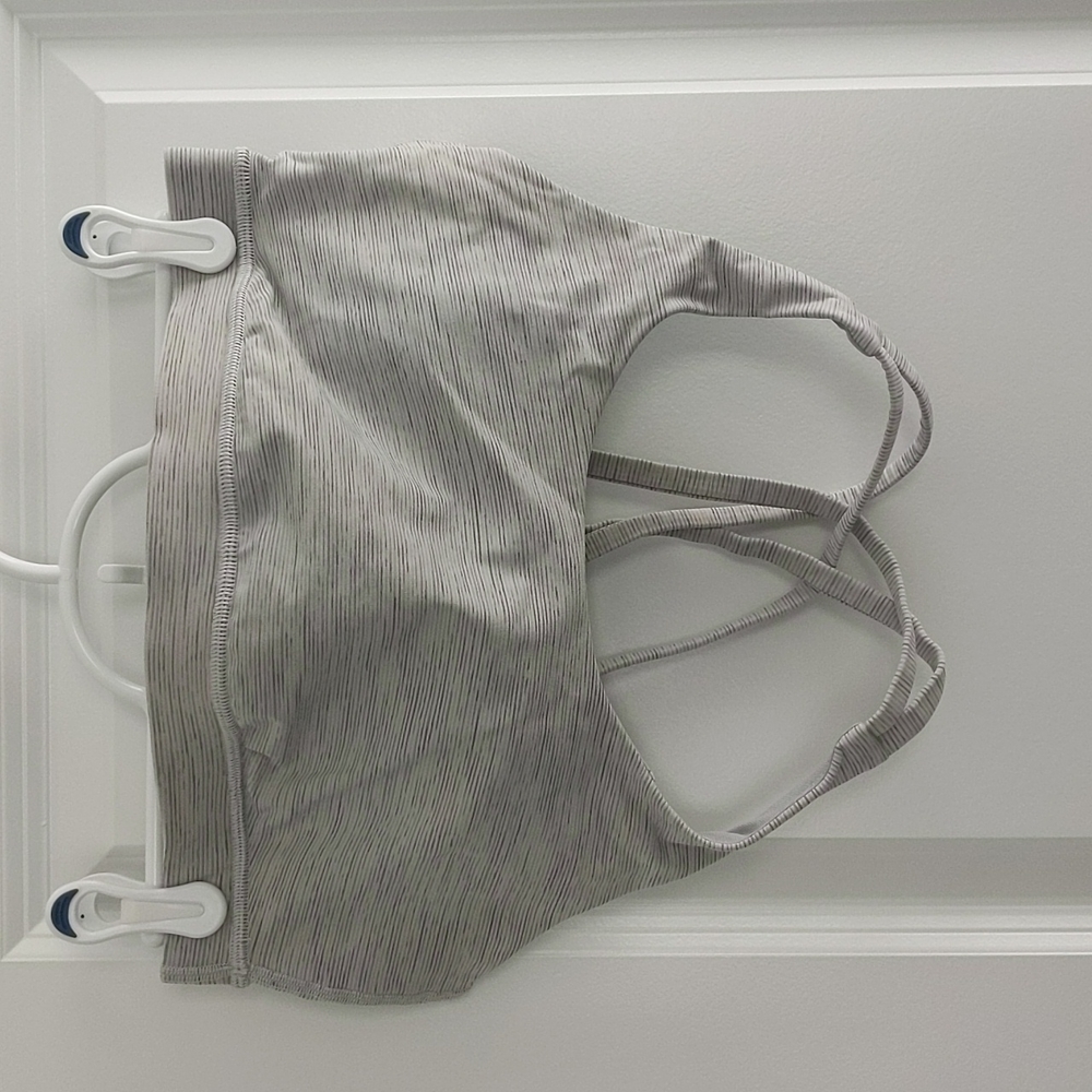 Lululemon Cross Back Sports Bra
